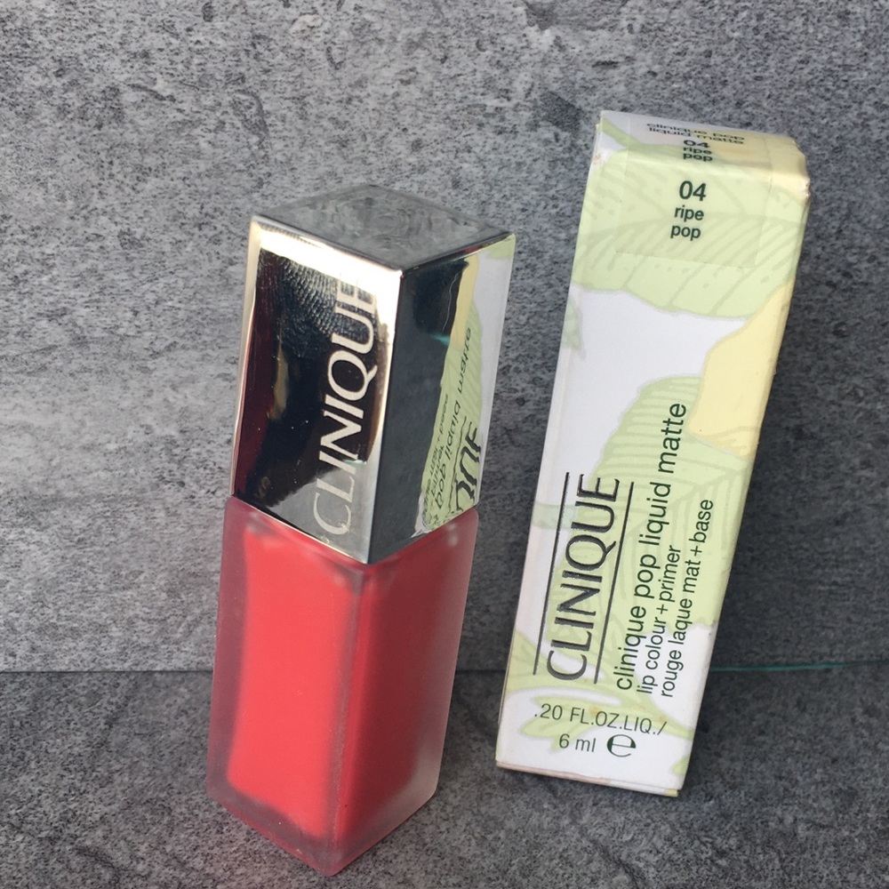 2 items: Clinique lip + cheek combo